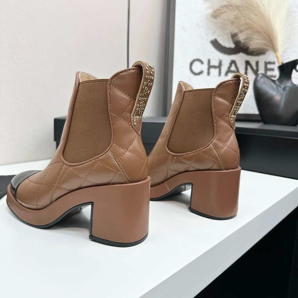 CC FW 25 Platform Ankle Boots  Brown Black Patent and Quilted Leather 532622