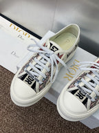 CD Walk'n Dior Oblique White Flower Motif Cowhide Fabric