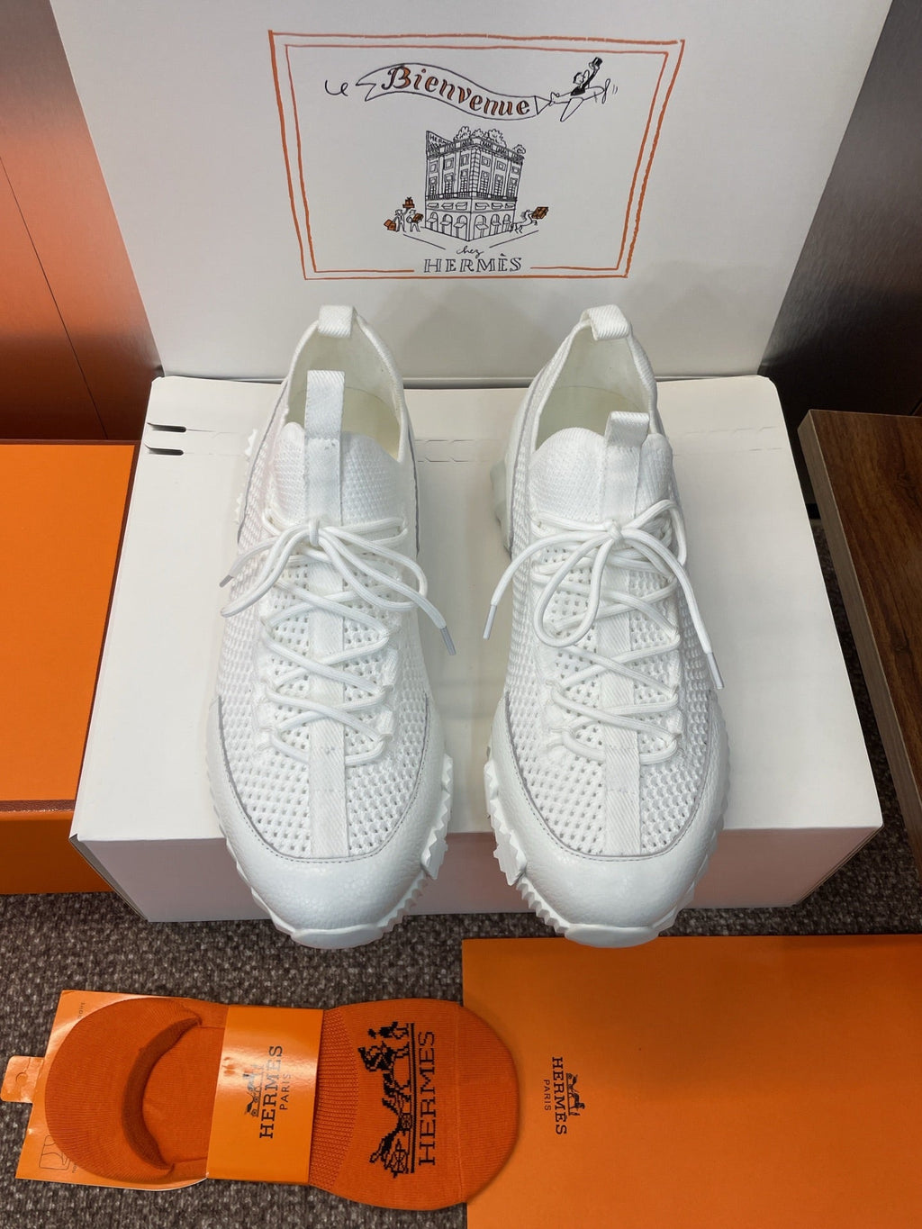 HM 25 Lift Sneaker White Mesh Sheepskin 373036