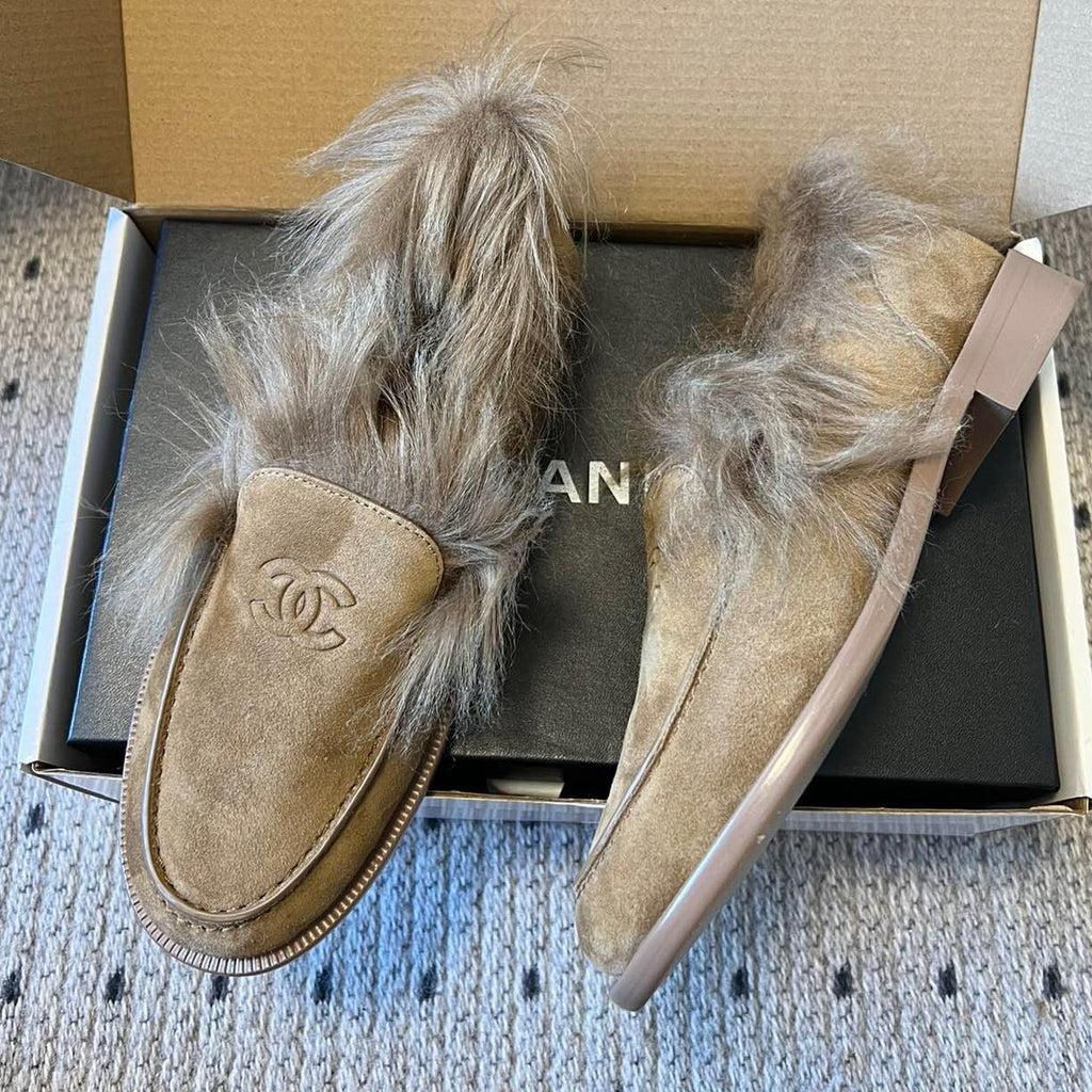 CC 26 Furry Loafer Brown Suede Kidskin and Shearling Lambskin 592925