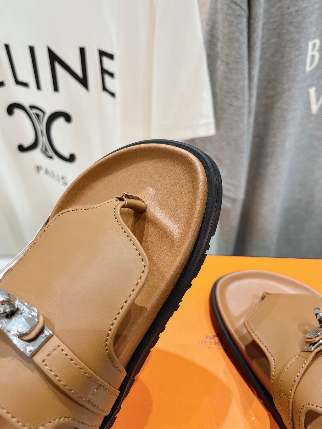 EMPIRE SANDAL CARAMEL CALFSKIN