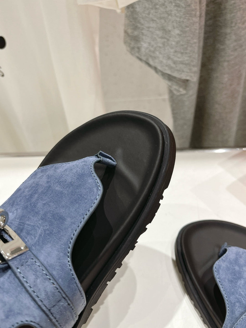 EMPIRE SANDAL BLACK MIX STONE SUEDE