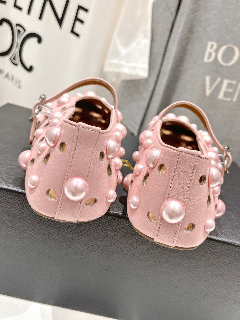 ALAIA PEARL MARY JANE SHOES IN LIGHT PINK LAMBSKIN
