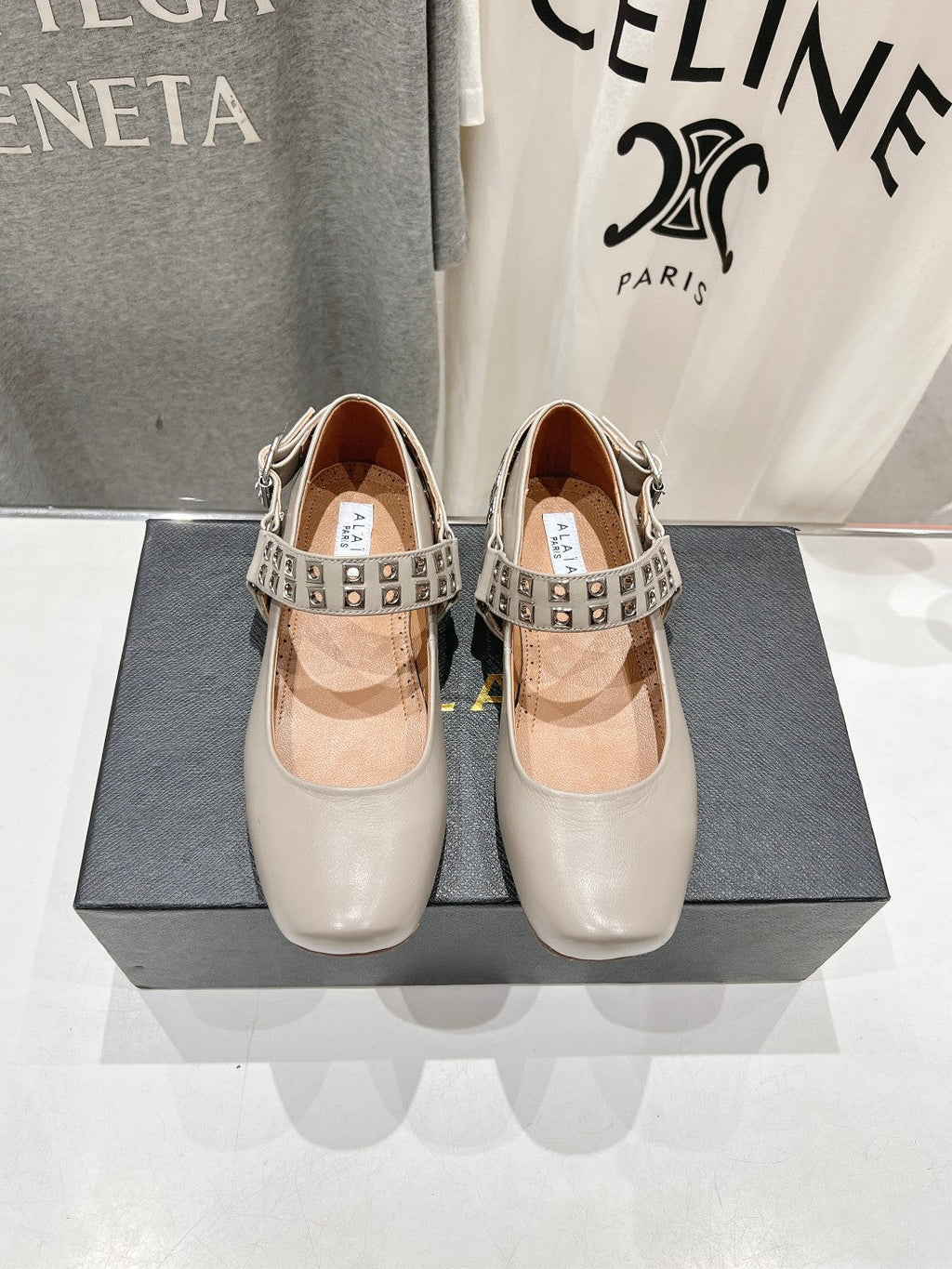 Alaila Biker Ballet Flats In Light Grey Cowhide 911442