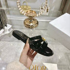 CD 26 Flat Sandals Black Patent Leather 592264