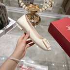 Roger Vivier 26s U Look Ballet Flat Ivory Leather 679805