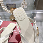 Roger Vivier 26s Thong White Cowhide 679816