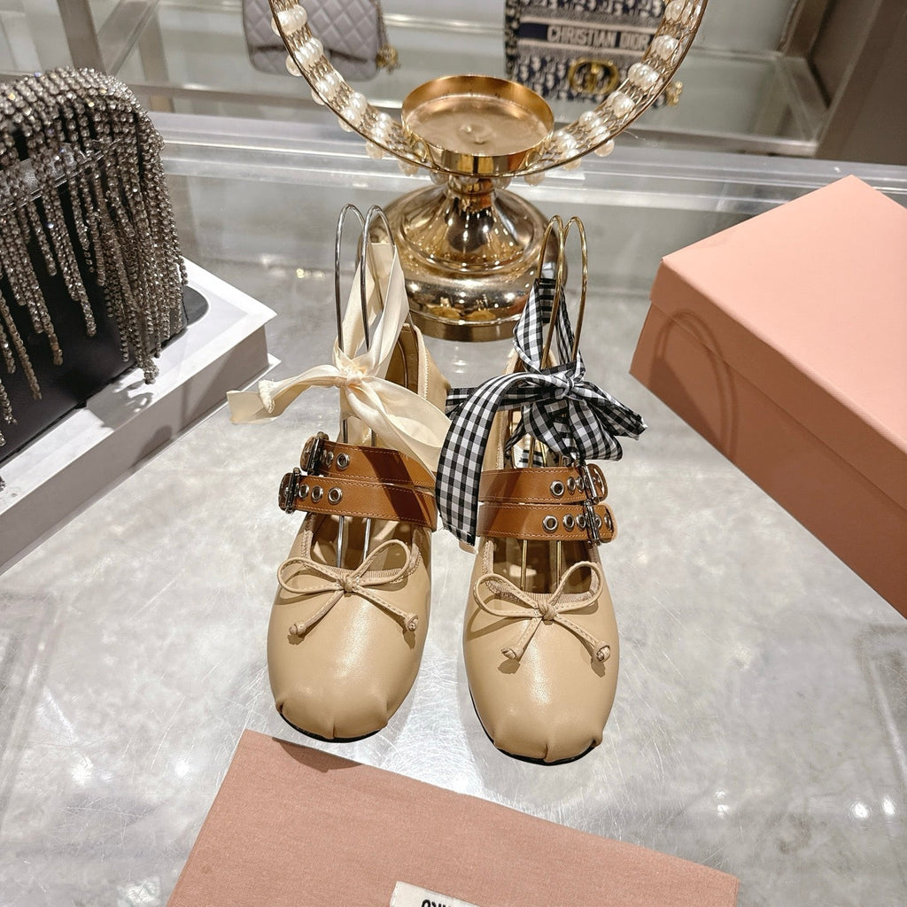 Miu 26s Ballerinas Beige Leather 679787