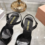 Miu Sandal With Buckle Black Patent Leather 751329