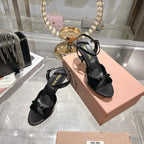 Miu Sandal With Buckle Black Patent Leather 751329