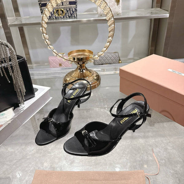 Miu Sandal With Buckle Black Patent Leather 751329