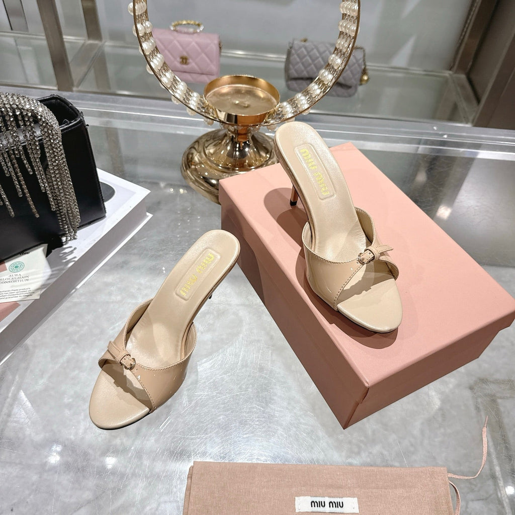 Miu Mules With Buckle Beige Patent Leather 751334