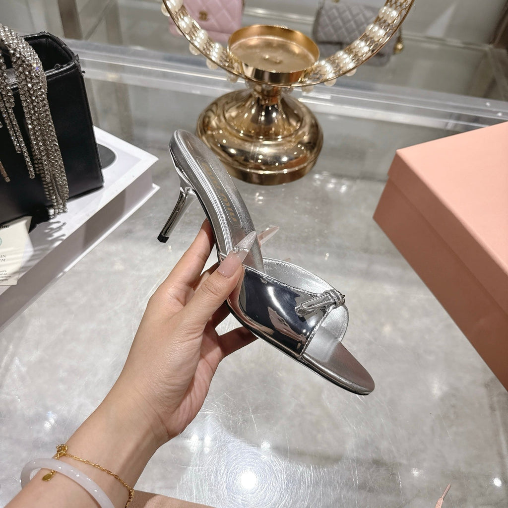 Miu Mules With Buckle Sliver Patent Leather 751335