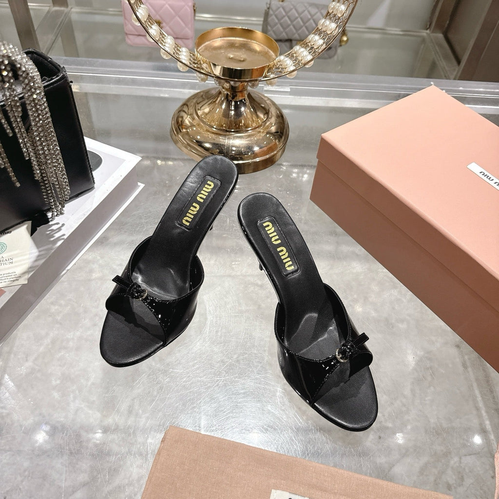 Miu Mules With Buckle Black Patent Leather 751336