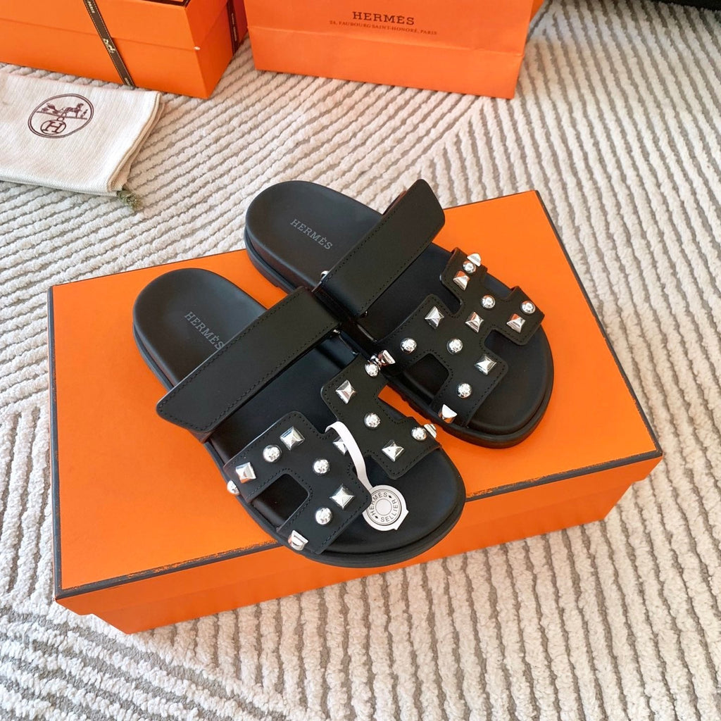 HM Chypre Sandal Black With White Stones Lambskin 963500