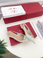 The Bold Edition Vlogo Slingback Flat 20 White Calfskin