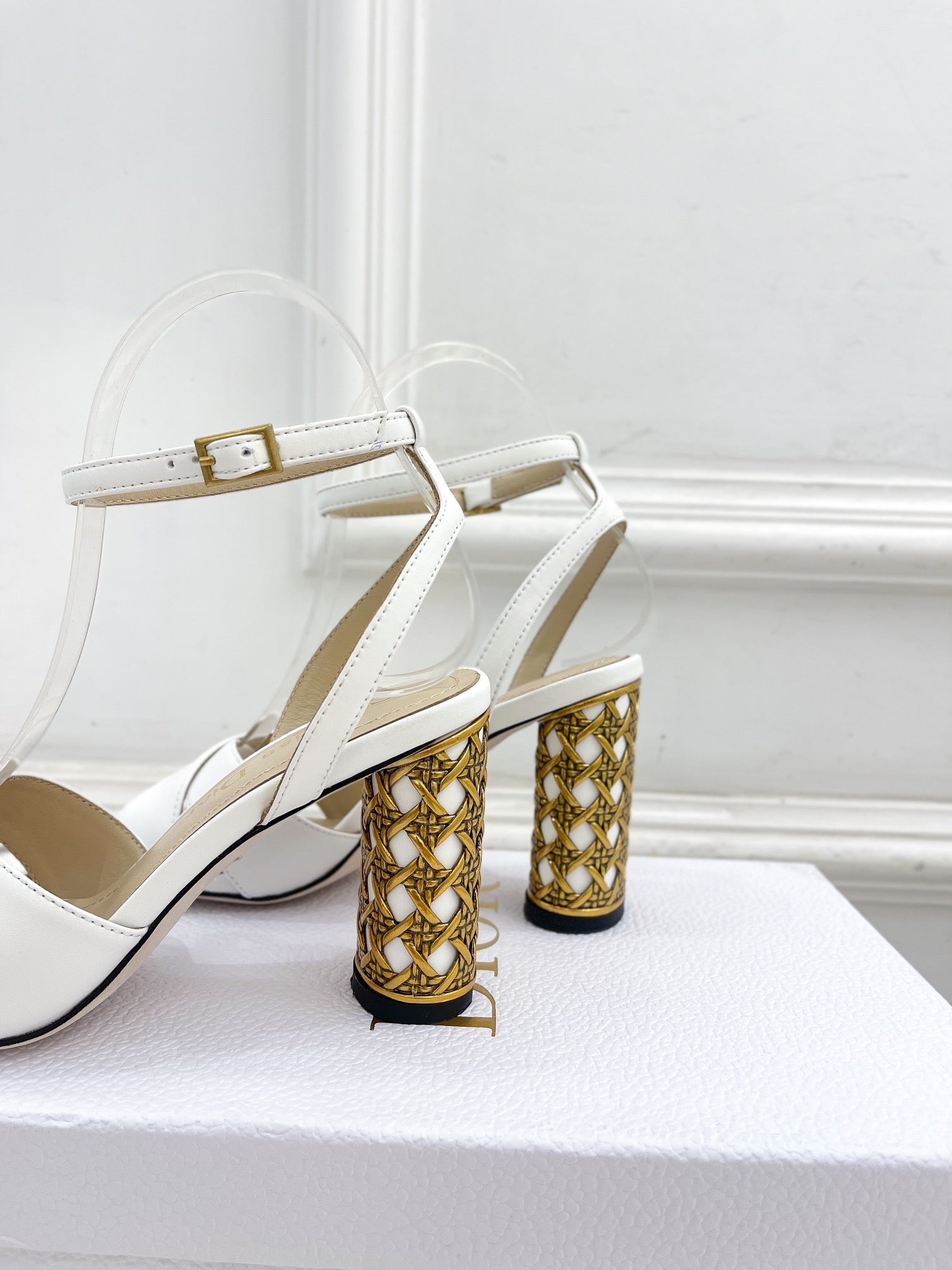 CD Icon Heeled Sandal 80mm White Calfskin