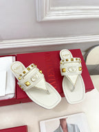 Plaster Caster Buffalo Thong Sandal White Calfskin And Cowhide 307475