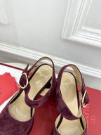 VT Garavani 25 Platform Ruby Red Suede 330965