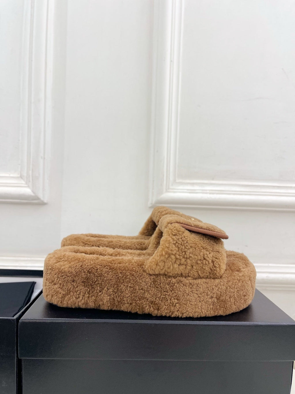 CC 25s Logo Slippers 50mm Brown Wool GHW 435263
