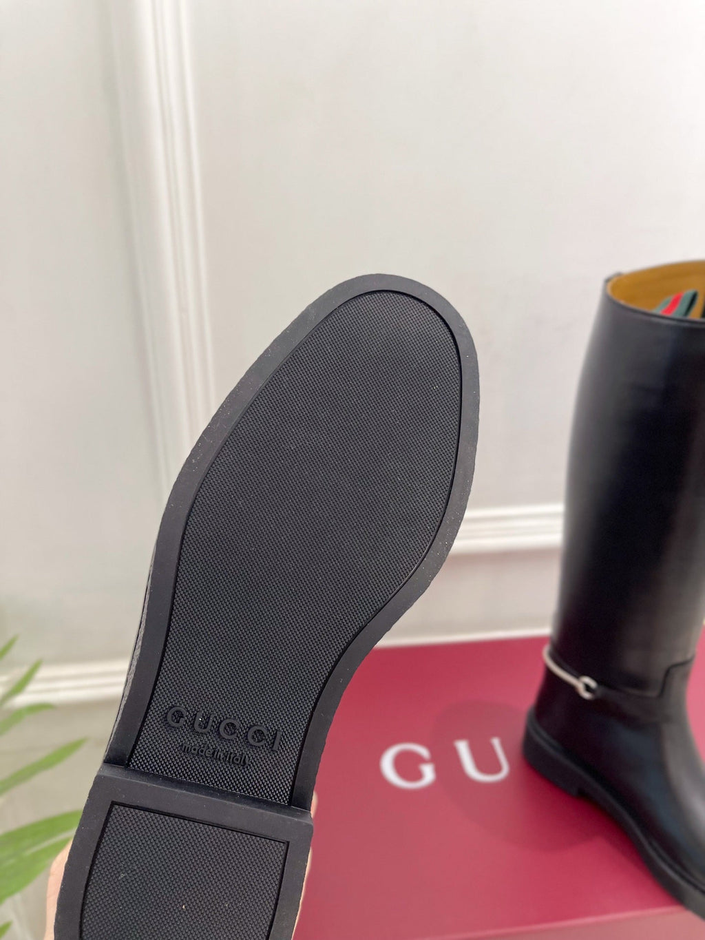 Gucci 25???? hight boots black calfskin 435372
