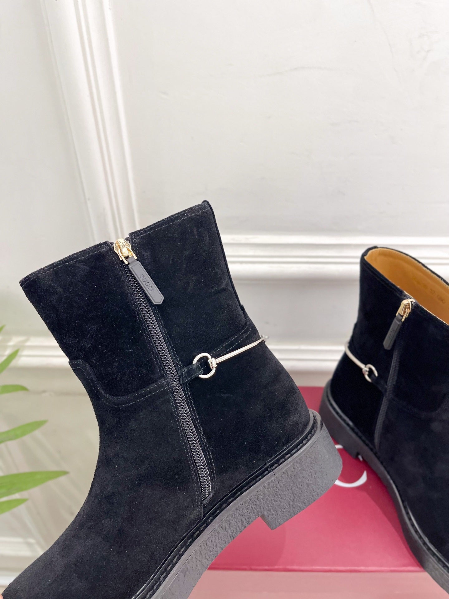 Gucci 25???? horsebit ankle boots black suede 435374