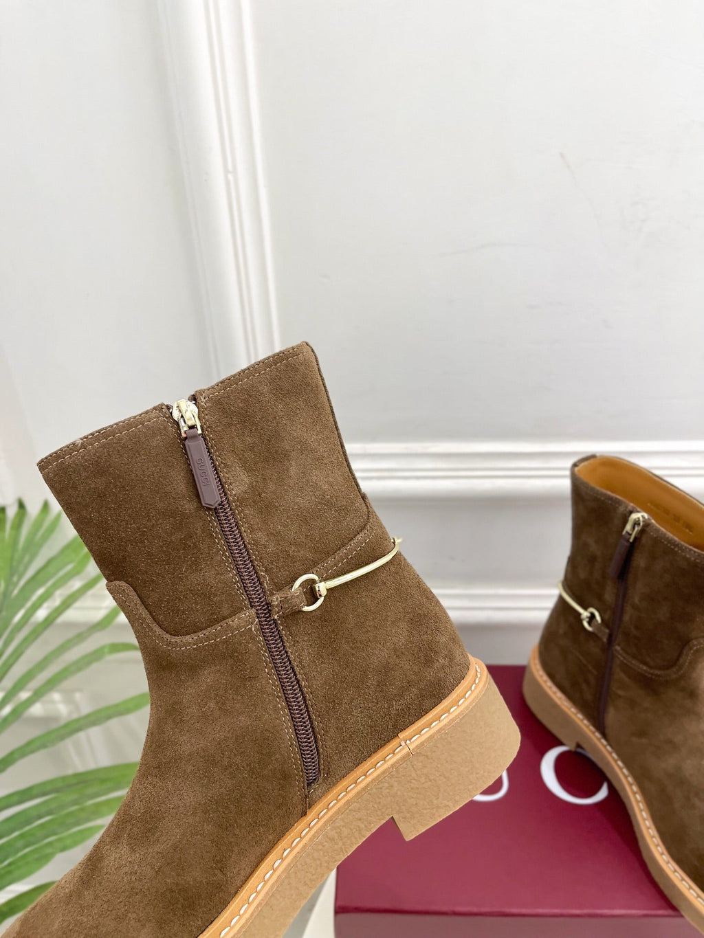 Gucci 25???? horsebit ankle boots chestnut brown suede 435376