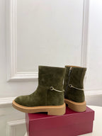 Gucci 25???? horsebit ankle boots olive green suede 435378