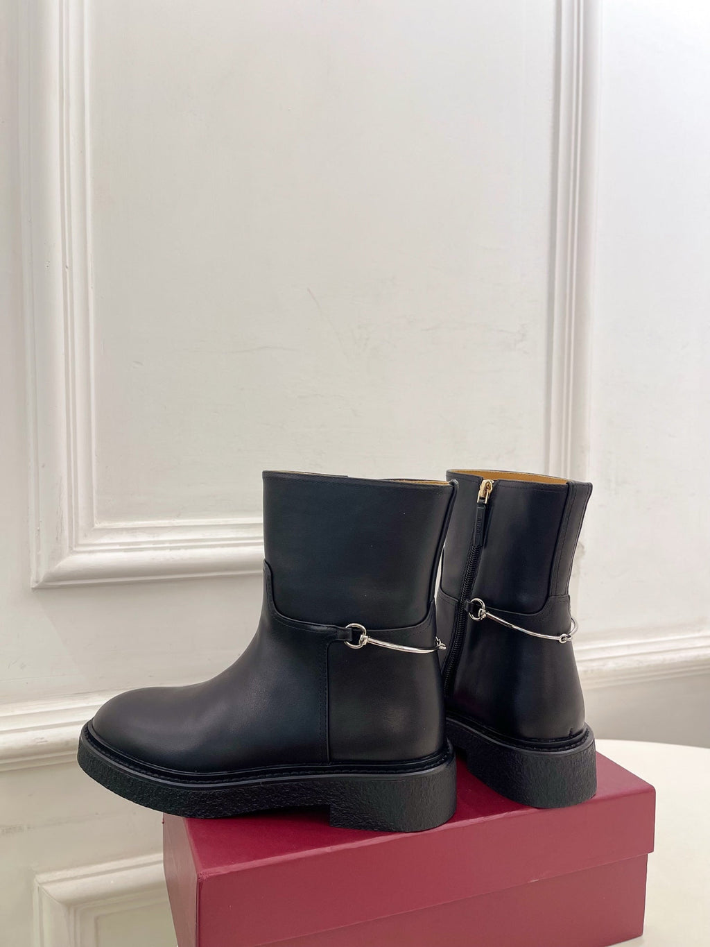Gucci 25???? horsebit ankle boots black calfskin 435379