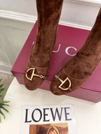 GG half-D chain buckle ankle boots brown suede 536055
