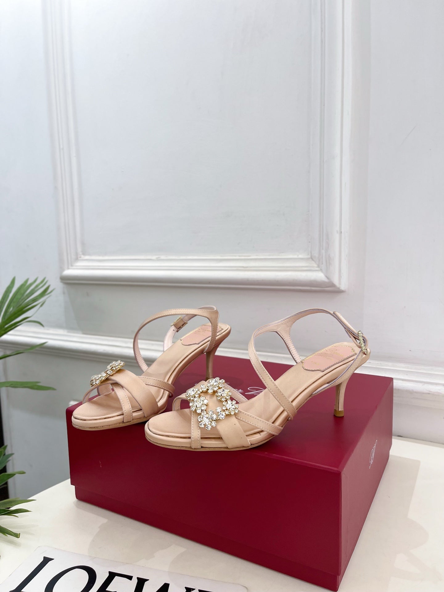 RV Efflorescence Sandals 6.5cm Beige Satin 631973