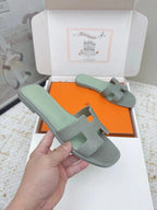 HM 26ss Oran Sandals Gray Green Cowhide 625047