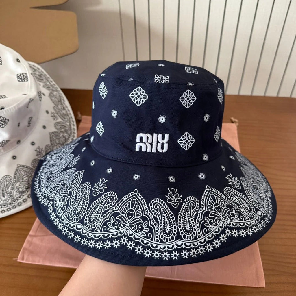 MM BUCKET IN BLACK FABRIC WITH EMBROIDERED PATTERN