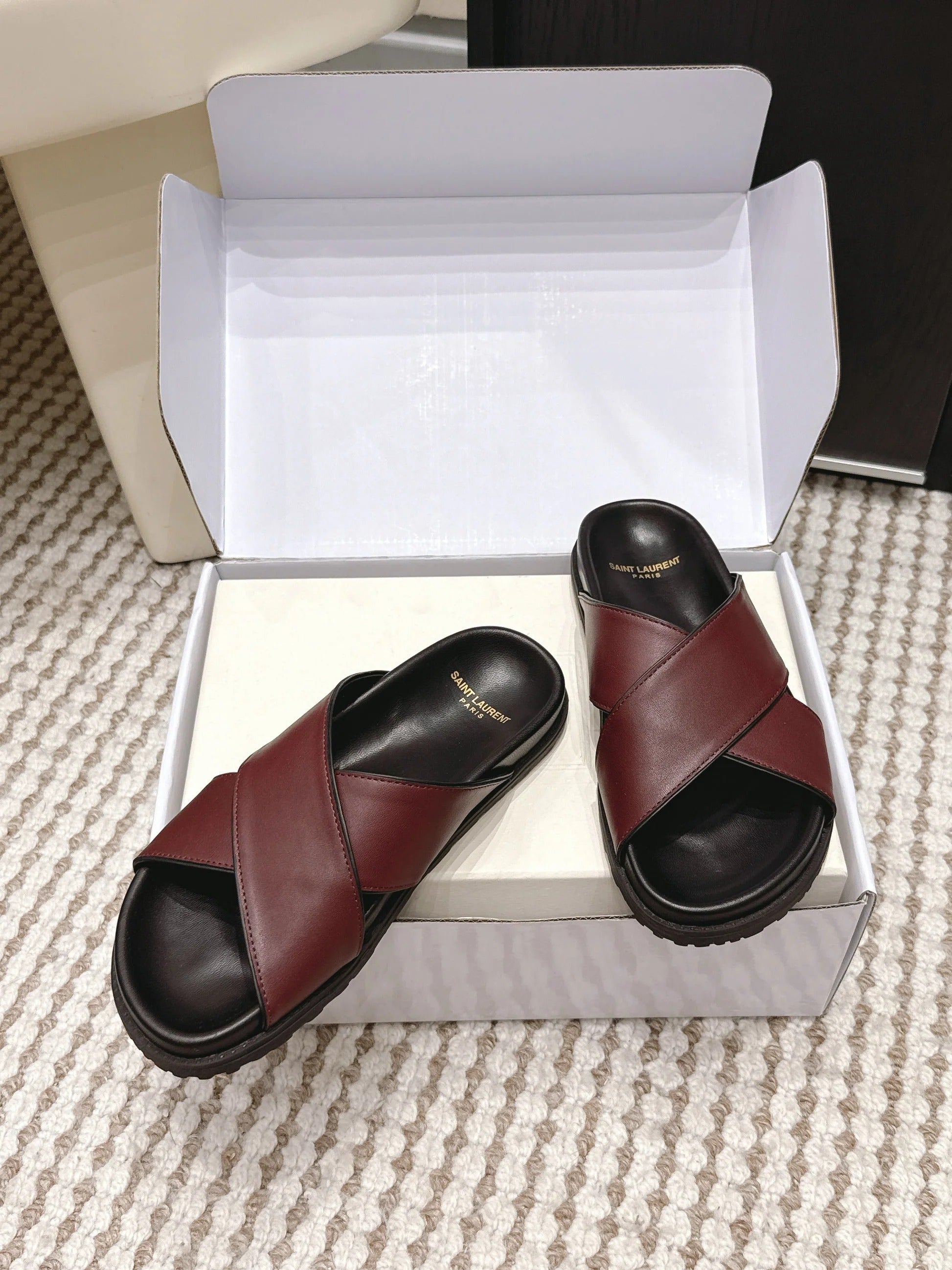 YSL 26ss Platform Slippers Burgundy Sheepskin 663215