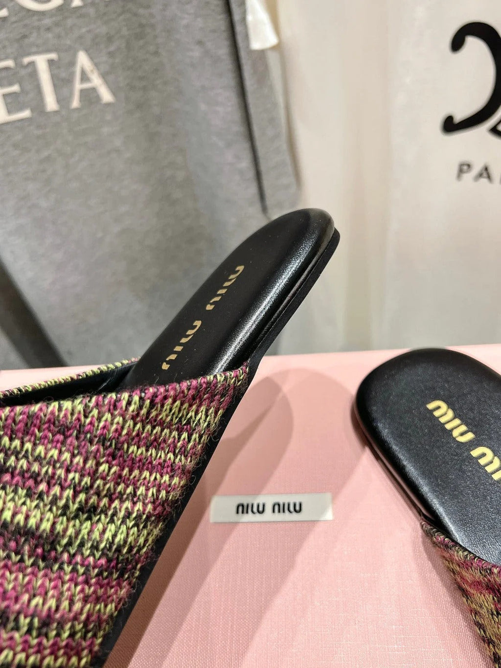 KNITTED MULES IN COLORFUL WOOL