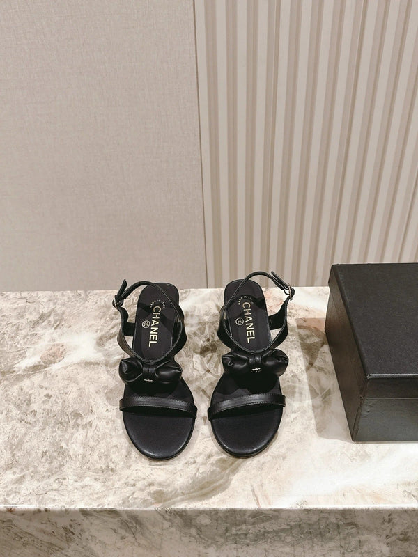 CC 26s Bow Sandals 55 Black Cowhide 658467