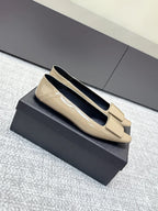 YSL 26ss Square Toe Loafers Beige Patent Leather 662735