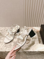 CC 26s Bow Sandals 55 White Cowhide 658465