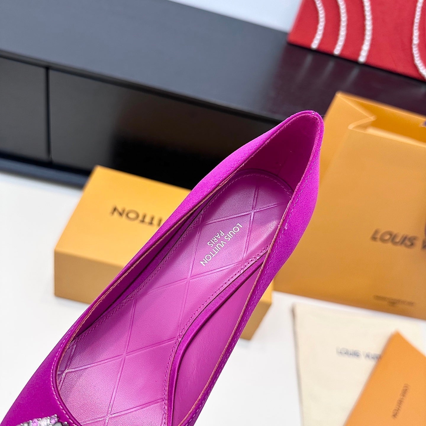 LV 26s Pointed-Toe High Heels 95 Fuchsia Pink Premium Satin 622449