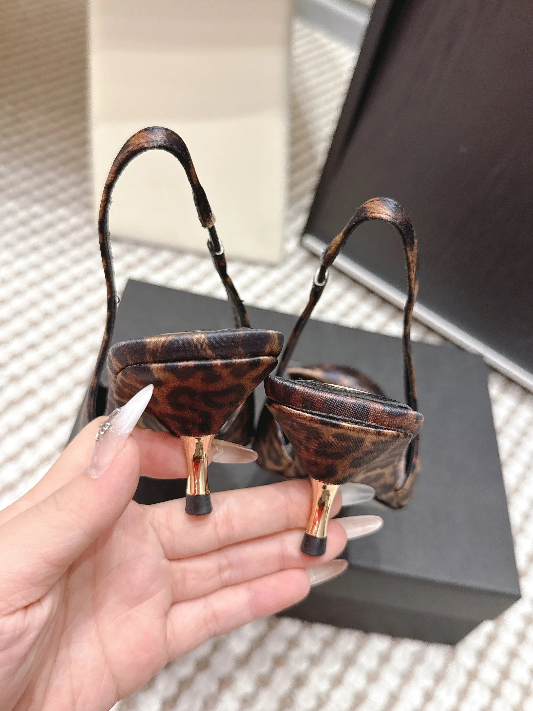 YSL 26ss Slingback 50 Leopard Print Satin Leather 654680