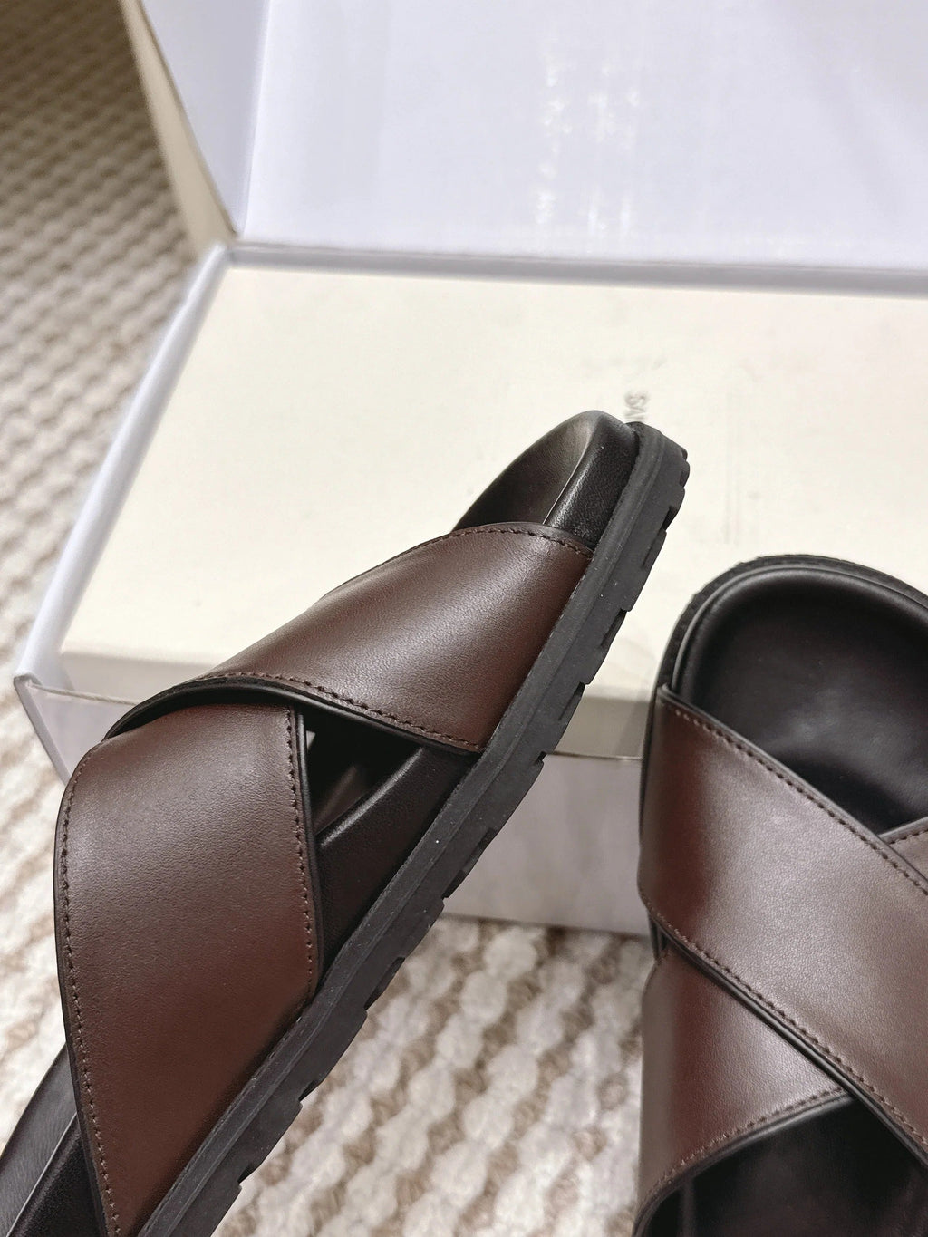 YSL 26ss Platform Slippers Dark Brown Sheepskin 663214