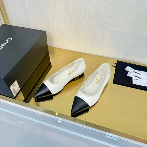 CC 2026 Ballet Flats White Black Sheepskin 668123
