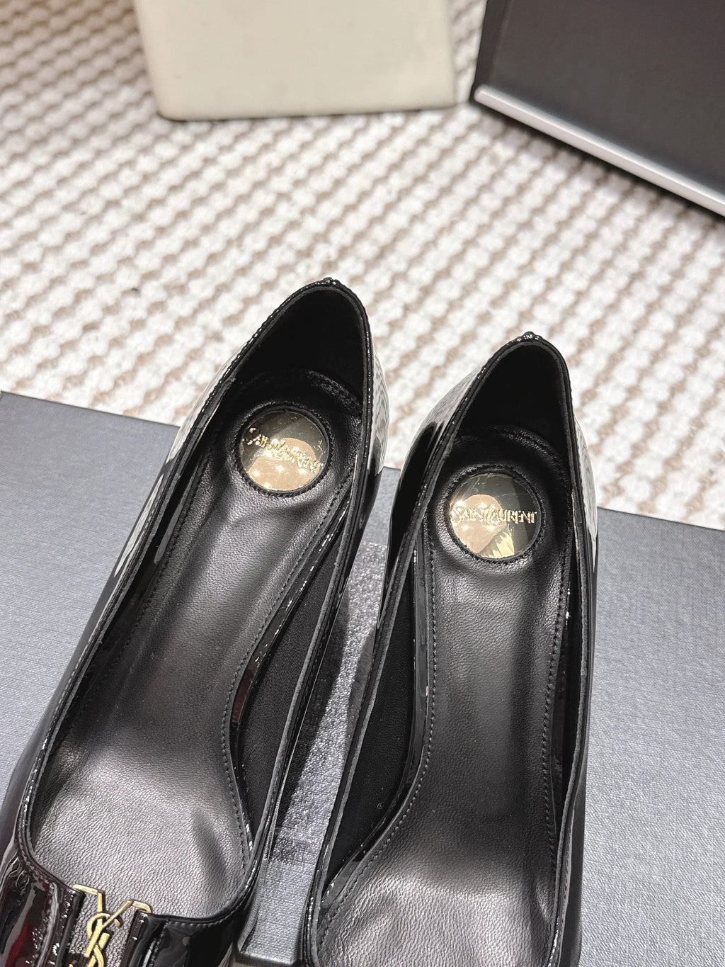 YSL 26ss High Heel Pumps 75 Black Patent Leather 654702