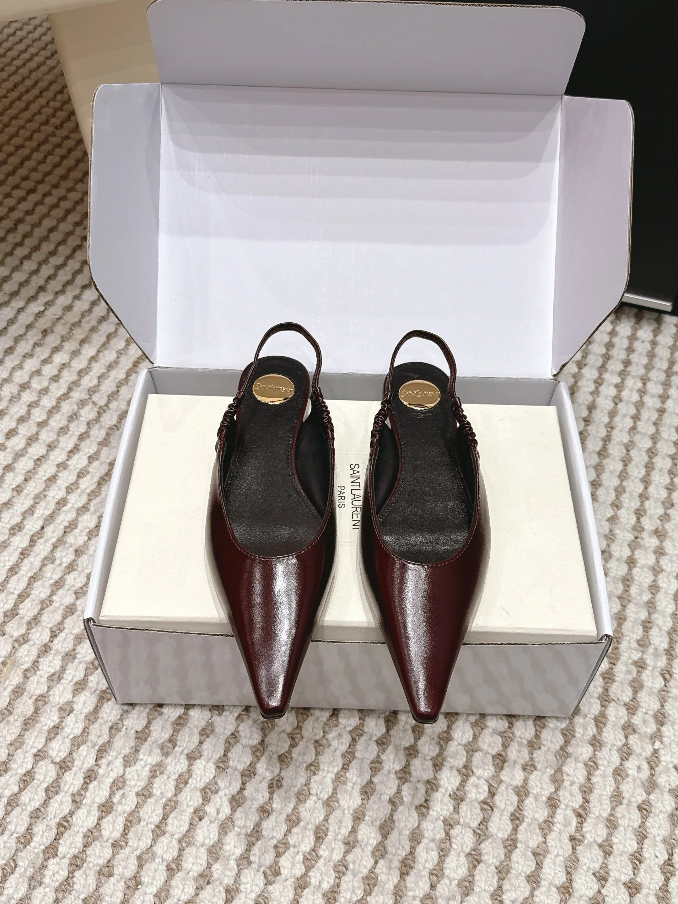 YSL 26ss Flat Slingback Burgundy Glossy Leather 654710