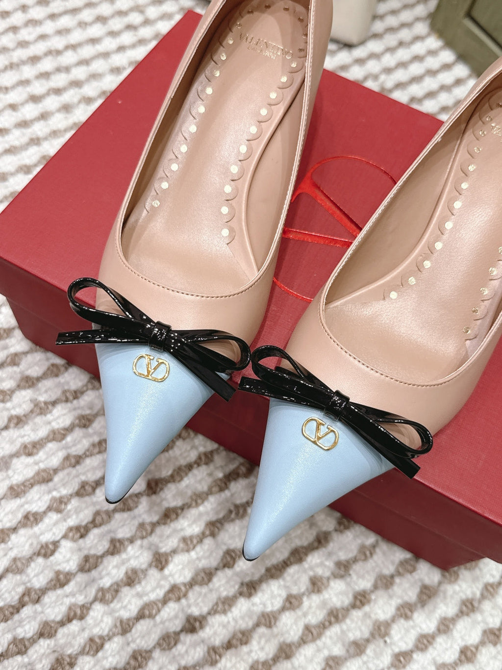 VT 26s Pump 45 Beige Blue   Leather 612252