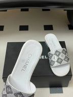 CC 26s Flat Sandals White Sheepskin Rhinestones 649521
