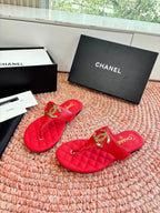 CC 26s Thong Sandals Red Sheepskin 648260