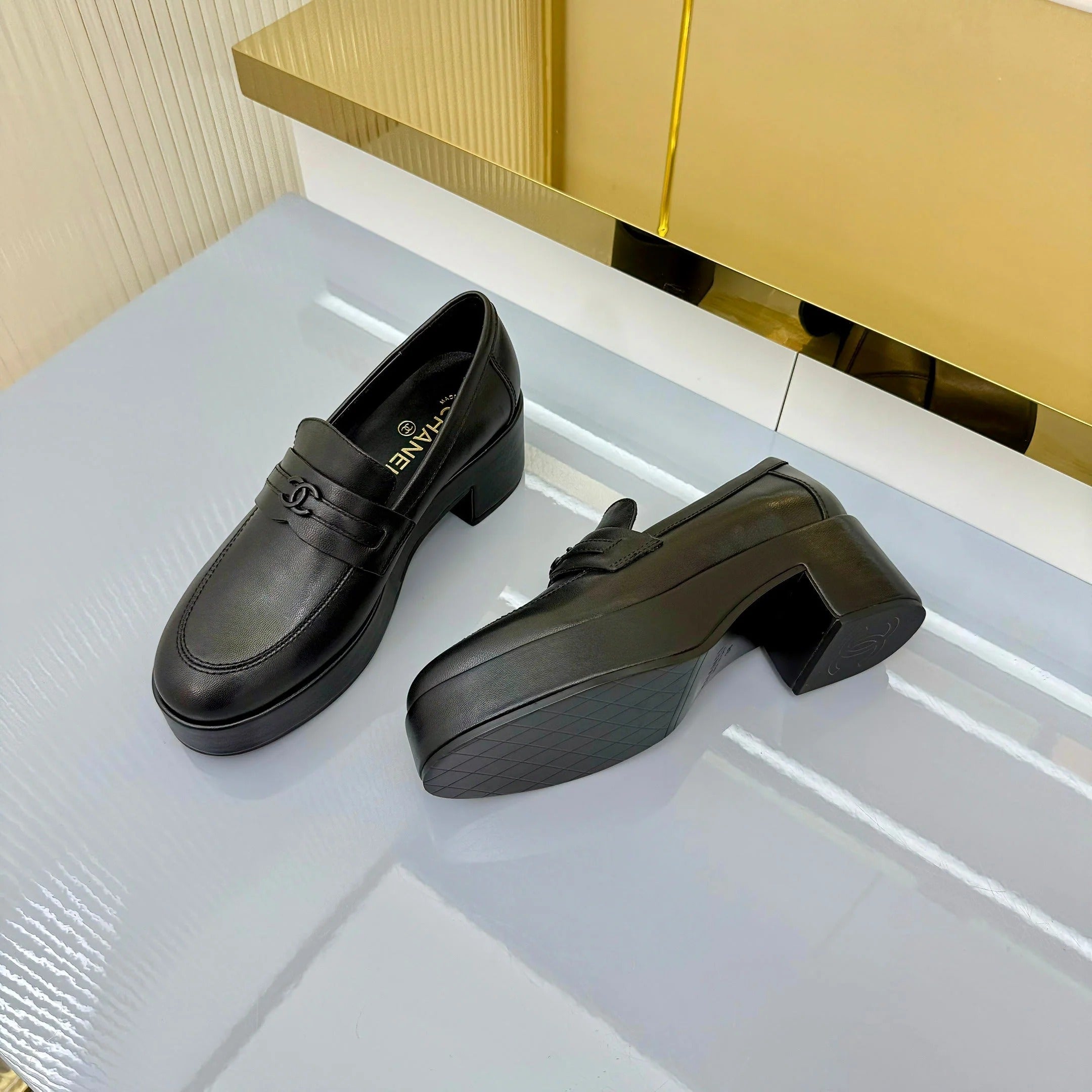 CC 2026 Chunky Heel Loafers 65 Black Calfskin 667753