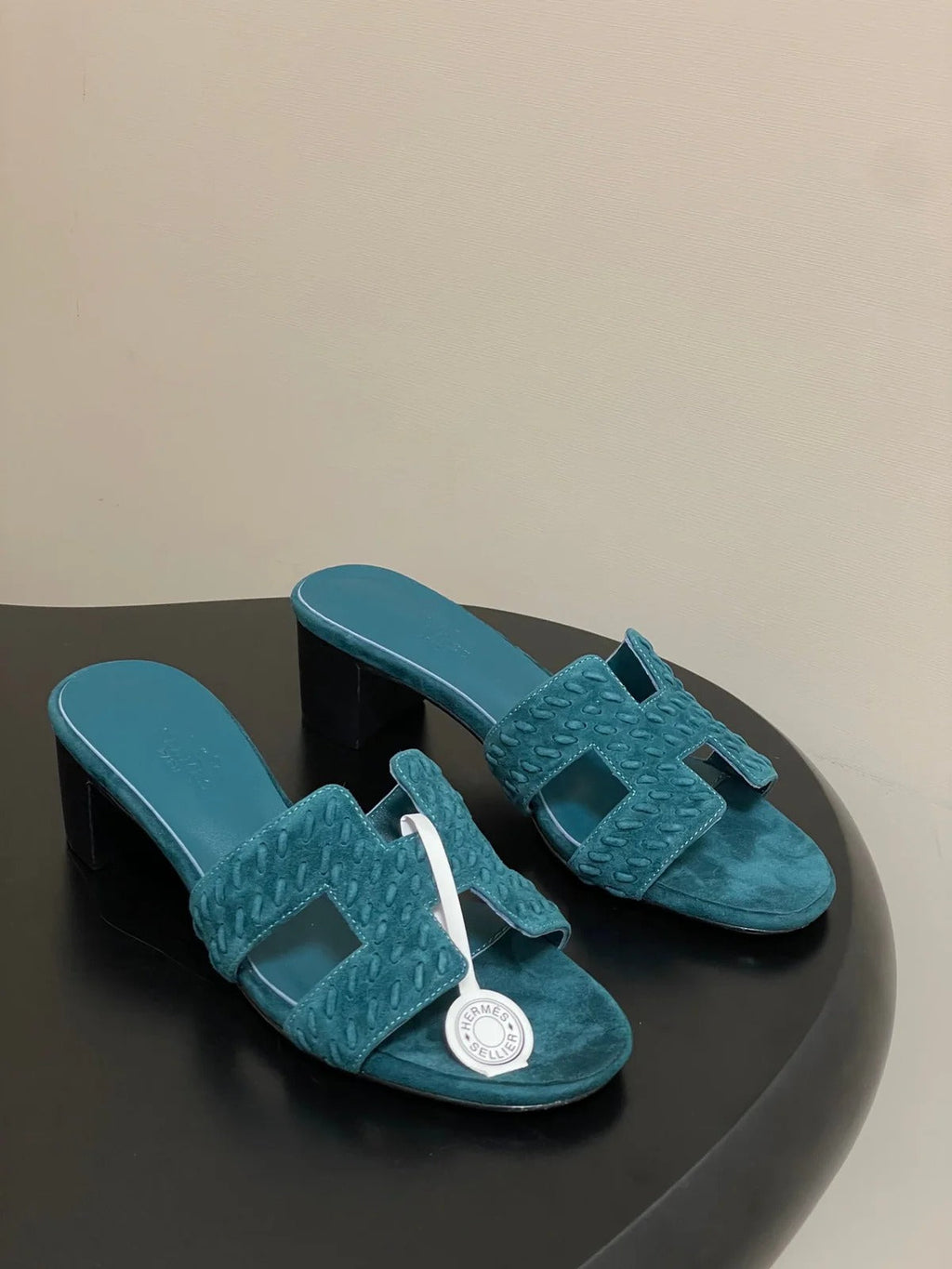 HM 25S ORAN HIGH?HEEL SANDAL IN DARK BLUE SUEDE AND LAMBSKIN