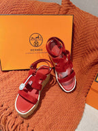 HM 25S HAVANE WEDGE SANDAL IN RED SUEDE